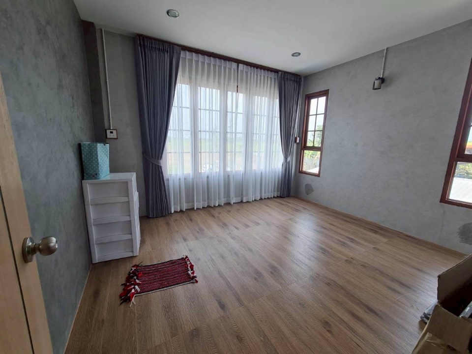 สร้างบ้านชั้นครึ่ง ลำดับที่ 25: ห้องพัก