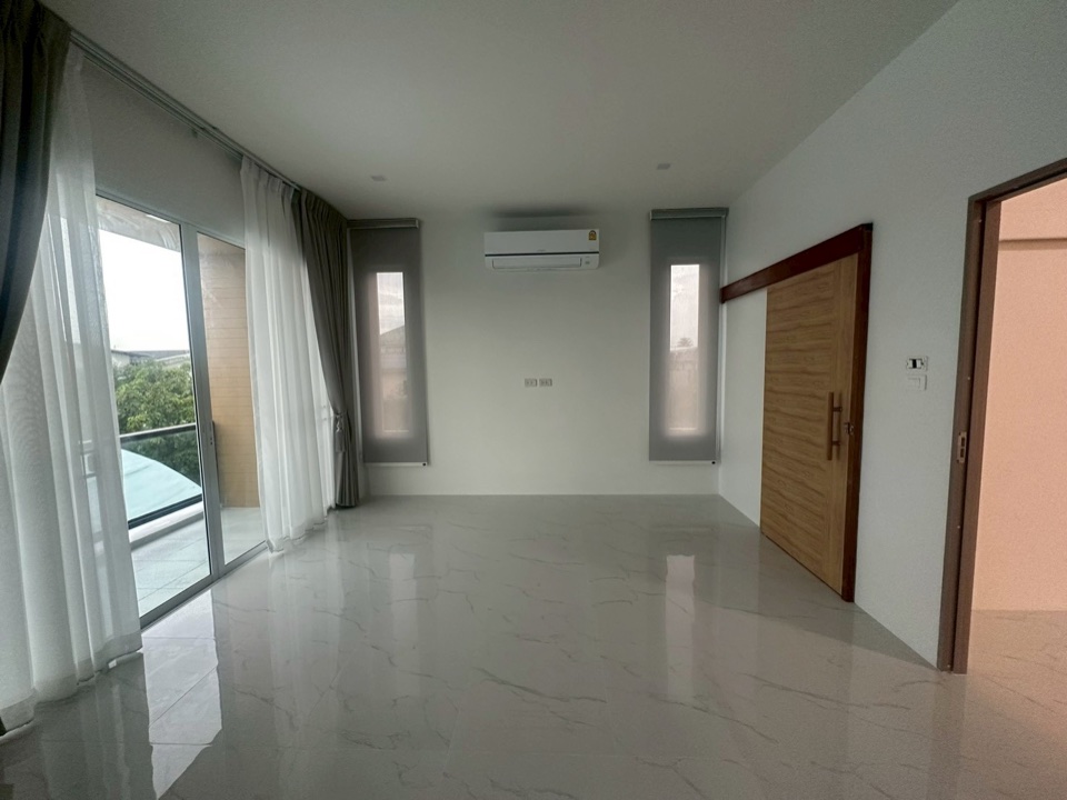 สร้างบ้านสองชั้น ลำดับที่ 15: ห้องพักรับแสงธรรมชาติ