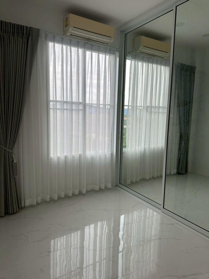 สร้างบ้านสองชั้น ลำดับที่ 19: ระเบียงแนวยาว
